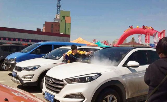 李總逸掌幫上門(mén)蒸汽洗車(chē)正式運營(yíng) 李總逸掌幫上門(mén)蒸汽洗車(chē)正式運營(yíng)