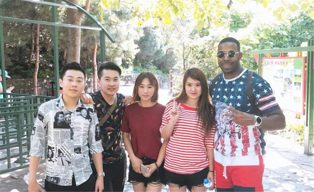 乾港集團商務(wù)部?jì)?yōu)秀經(jīng)理人旅游活動(dòng) 乾港集團商務(wù)部?jì)?yōu)秀經(jīng)理人旅游活動(dòng)